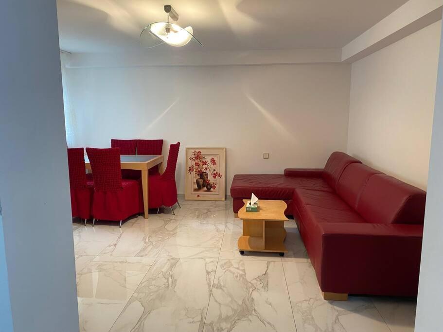 Apt. Sims Bei Stuttgart Flughafen/Metzingen 2-6 Person Steinenbronn Buitenkant foto